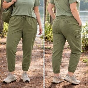 L.L.Bean Women’s Cargo Jogger Pants – Olive Green Size 18